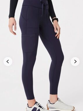 NWT Seville High-Rise Scrub Legging Large